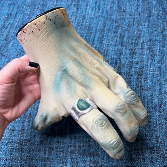 Spirit Halloween Crawling Monster Hand Addams Family Thing Animated Decor - Picture 10 of 12